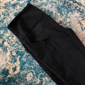 Lululemon Cropped Black Leggings - XS